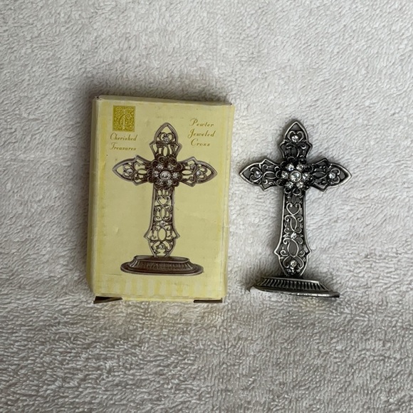 Pewter Jeweled Cross - Picture 1 of 4
